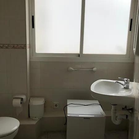 Casa De Huespedes El Almendro איביזה העיר